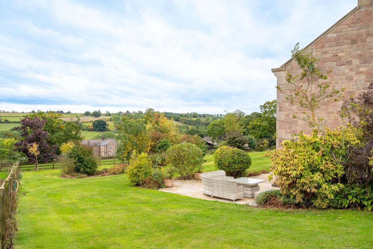 Tinkers Folly Villa Harrogate Exterior photo